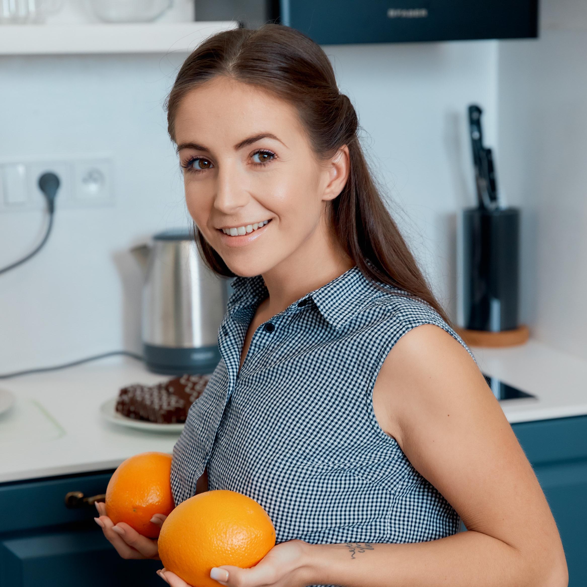 Oranges are my precious! VR Porn Video